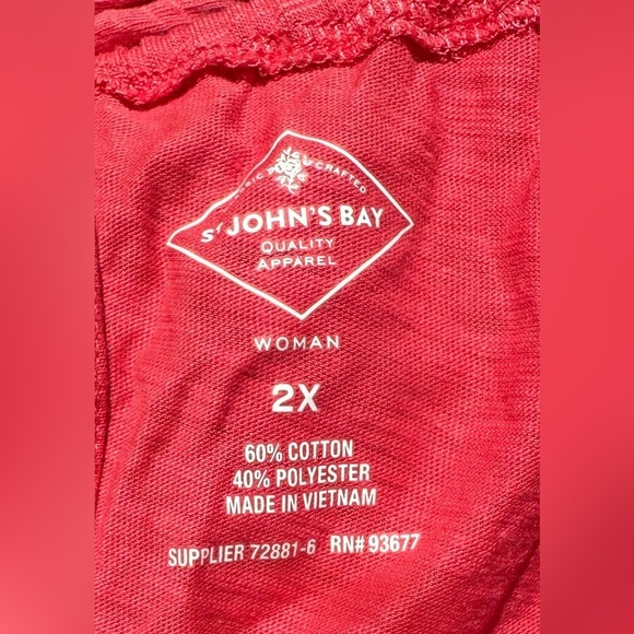 St John’s Bay women’s top - Picture 6 of 7